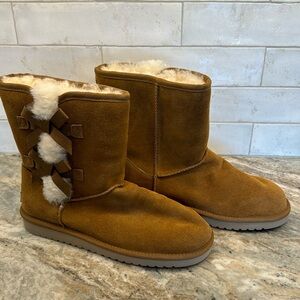 Kookaburra by Ugg Boots Size 10 - NWOT - never worn